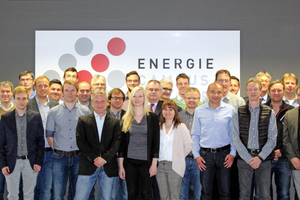  » Die Teilnehmer des „Innovationsring Hintermauerziegelindustrie“ der Ceramix AG im Energie Campus Nürnberg 