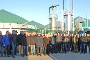  »5 Bright sunshine accompanied the group‘s visit to the biogas plant operated by Stadtwerk Hassfurt GmbH 