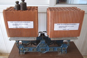  »2 Difference in weight between the super-izo thermal blocks dried in the Condor dryer (on the left) compared to a commercially available thermal block (on the right) 