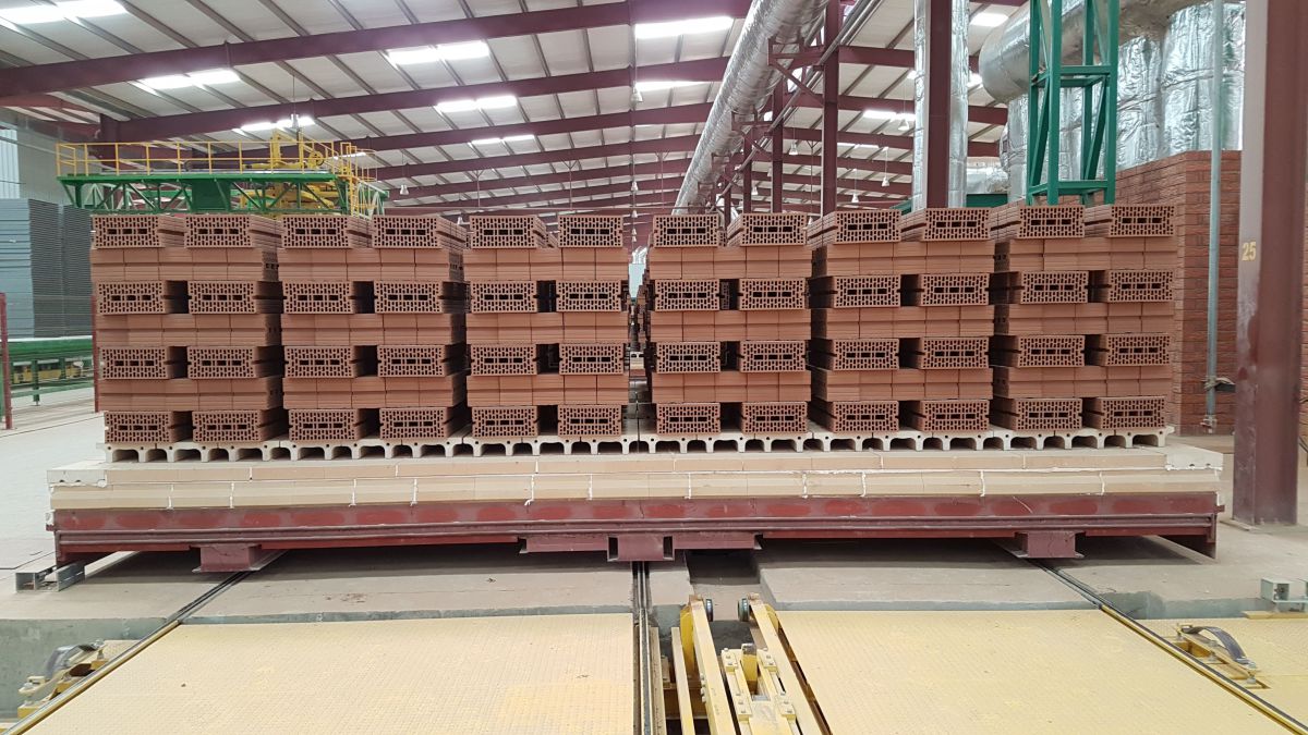 First kiln car with fired products at Yamama’s new plant - Brick and