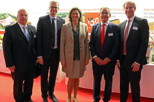  » Feierten 150 Jahre Kellerer Ziegelwerke: Josef Nefeleb (Bürgermeister von Egenhofen), Dr. Matthias Frederichs (Geschäftsführer Bundesverband der Deutschen Ziegelindustrie), Ilse Aigner (Bayerische Bauministerin), Michael Kellerer (ZKM) und Yves Knoll (Bayerischer Ziegelindustrieverband) (v.l.n.r.) 