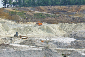  »8 Rohkaolin und Kaolinton aus dem Oberen Oligozän bis Miozän/Oberlausitz 