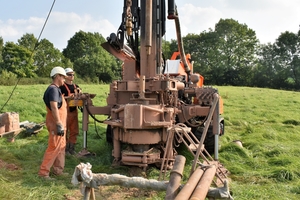  » Proper exploration of clay marlstone according to the combined percussion/wireline coring method SKL6 (core diameter 102 mm) 