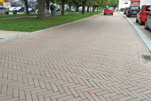  » For low-noise paver surfacing, the use of rectangular pavers laid in bonds diagonal to the main direction of traffic travel is particularly suitable 