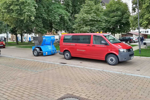  <div class="bildtext"><span class="bildnummer">» </span>In the CPX rolling noise measurement in compliance with DIN ISO 11819-2, a special noise measurement trailer is used so that the rolling noise of standardized tyres is measured by a microphone directly at the road surface</div> 
