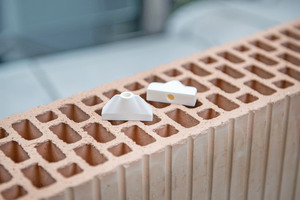  » Small ceramic elements are printed individually and then they are inserted in the existing extrusion tool  