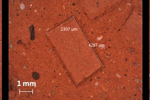  »8 Light microscopic images of a spherical (left), a cuboid (centre) and a cylindrical pore (right) in the clay block body. 