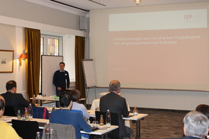  » This year’s IZF Seminar (here Lars Etscheid giving his talk) enjoyed a high attendance. 