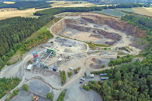  »1 Germany’s only andalusite-mica rock quarry is found in the Ore Mountains in Saxony. 