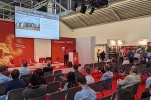  » Katharina Armbrecht, Head of Energy and Environment in the Federal Association of the German Brick and Tile Industry, presents the Roadmap for a Greenhouse Gas Neutral Brick and Roof Tile Industry in Germany 