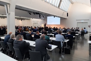  » David Ostendorf, Technical Managing Director of the Federal Association of the German Brick and Tile Industry, welcomes the participants of the course 