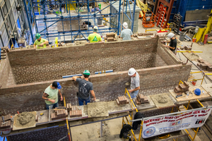  » Beim Bau des Gebäudes halfen Auszubildende der Gewerkschaft Bricklayers and Allied Craftworkers Local No. 3 in Buffalo und Studenten des Iroquois Job Corps Center in Medina  