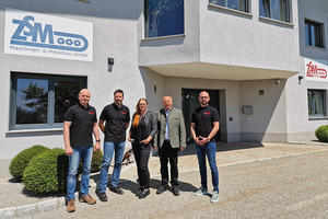  » (from left) Christoph Treut and Martin Metzger (Händle Sales Service), Petra Zachbauer (ZSM Managing Director), Siegfried Zachbauer (ZSM shareholder), Igor Matusevic (Händle Sales Machines) 