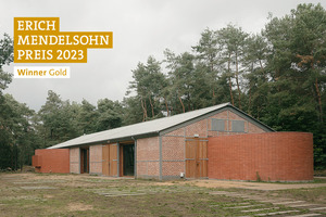   » Theater at Domain De Hoge Rielen, dmvA, Winner Gold Sanierung beim Erich-Mendelsohn-Preis 2023 für Backstein-Architektur 
 Baujahr: 2020 - 2022  