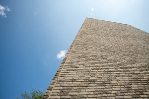  » Die Suche nach dem perfekt zur Staumauer passenden Fassadenbild führte zu einer speziellen Architekten-Sortierung on Vandersanden 