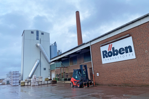  » The new hose filter system with conditioning (tower on the left) on the Röben site in Querenstede 