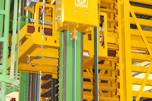  »Fig. 7: Rekers loading device for storing the fresh products in the curing rack on the wet side 