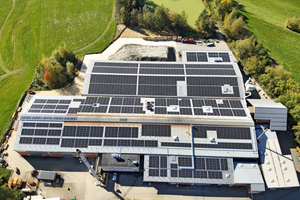  » The plant‘s own PV system produces 1 megawatt per year. This energy is used 100 percent for production 