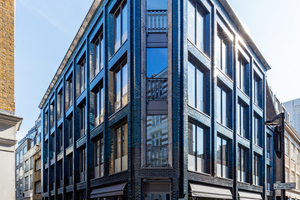  » The building has been shortlisted various times, f. ex. in the categories Commercial and Craftmanship of the Brick Awards by the Brick Development Association in 2018 and the 2019 RIBA (Royal Institute of British Architects) London Awards, as well as winning the Workplace Exterior category at the 2021 Surface Design Awards 