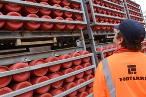 » Air Products supplied gaseous hydrogen storage, together with a blending skid and control system which has allowed producing bricks using a mixture of natural gas and hydrogen 
