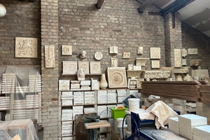  » Part of the traditional methods of building ceramics production is the use of plaster moulds, which are made by hand 