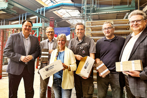  » Delighted with the investment at Feldhaus Klinker (from left): Tobias Avermann, Mayor of Bad Laer, Florian Gersie from Feldhaus Klinker, Andrea Frosch from WIGOS Business Services, Operations Manager Alexander Schröder, Ernst Grund from RKW Nord GmbH and Managing Director Ralf Conrad 