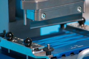  ›› 2 A clamping plate with integrated cutting template ensures a uniform cutting pattern with the Z-14 punch and thus creates the prerequisite for a stable Z connection 