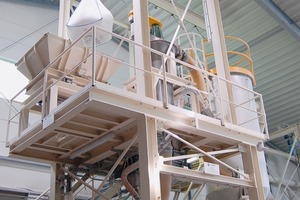  »8 With the new mixing plant, the company can respond more flexibly to customer requirements 