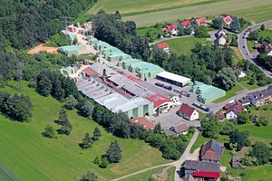  »2 Aerial photo of the Ott brick factory 