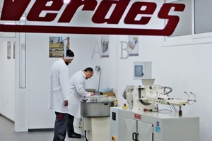  »4 The new Verdés laboratory has extensive equipment 