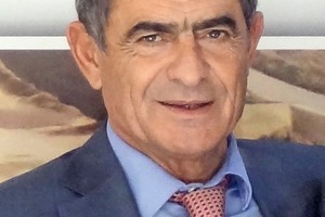  »1 Dimitrios Kiliaris, Geschäftsführer Sabo S.A. 