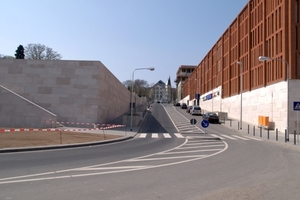  &gt;&gt; Side view of the clinker facade on the multi-storey car park 