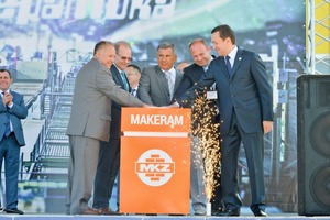  » The guests of honour started up the Mamadysh brick plant in a special ceremony 