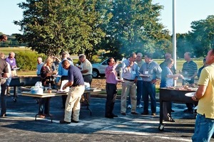  »2 Ein Highlight des Forums – das Steak-Cookout 