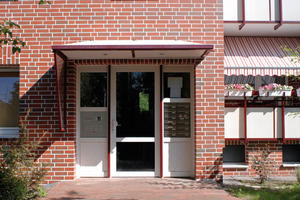  &gt;&gt; New entrance 