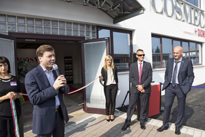  »2 Marco Ambrosini, Verona’s economic affairs councillor; Stefano Lanzoni, Sacmi Heavy Clay General Manager; Paolo Mongardi, Sacmi Imola President (from left to right) during the inauguration of Cosmec‘s new headquarters 