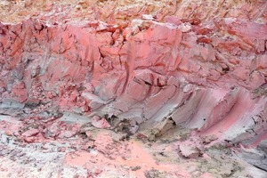  »3 Interesting clay coloration at the “Christel” deposit 