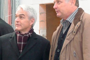  »20 Dipl. Ing. Vladimir Heluz, Eigentümer Heluz (rechts), und Keller HCW-Geschäftsführer Laurenz Averbeck  