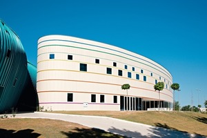  »2 “Centro Civico Alcorcón“ community centre in Madrid 