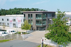  »2 Am Firmensitz in Hörstel wurde viel investiert, u.a. in ein neues Bürogebäude 
