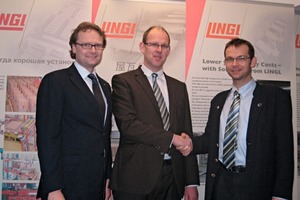  The managing directors of Lingl, Frank Appel (left) and Andreas Lingl (right), congratulate Adalbert Dzialoszynski on his new position 