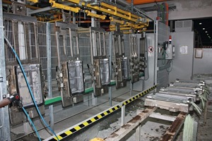 »10 Unloading station for cleaned working moulds 