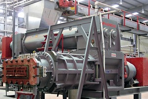  » Commissioning a Händle type-E75a/70 de-airing-extrusion unit with a 700-mm barrel in combination with a type-MDVG 1025f de-airing double-shaft mixer 