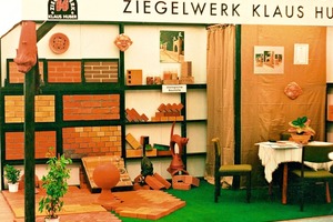  »2 Der erste Messestand der Firma Klaus Huber 