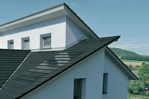  &gt;&gt;2 Der neue Braas PV-Speicher ist in seiner Funktion perfekt auf die Photovoltaik Indach-Systeme von Braas abgestimmt. Im Bild: PV Premium, das erste TÜV-zertifizierte Photovoltaik Indach-System Deutschlands 