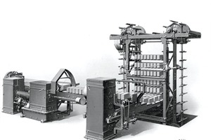  »1 Today‘s version of a “fully automatic brick handling machine” cuts wet bricks with a universal or multi-wire cutter, turns them automatically, if necessary, and carefully sets them in double pairs on two lath pairs (or other pallet types) 