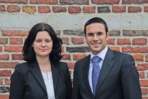  » The new Secretary General Magdalena Vallebona and her predecessor Adolfo Aiello  