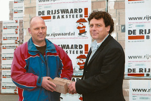  ›› 1 Plant manager Henk Bos (left) with the owner Atze Blei 