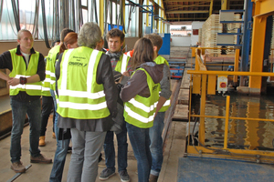  »5 At the closing visit to the Roggden plant, many questions were asked concerning the casing kiln 