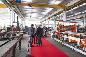  »1 Tour of the production departments in Verona 